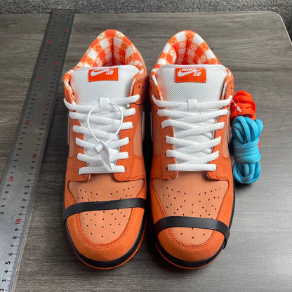 Nike SB Dunk Low Orange Lobster