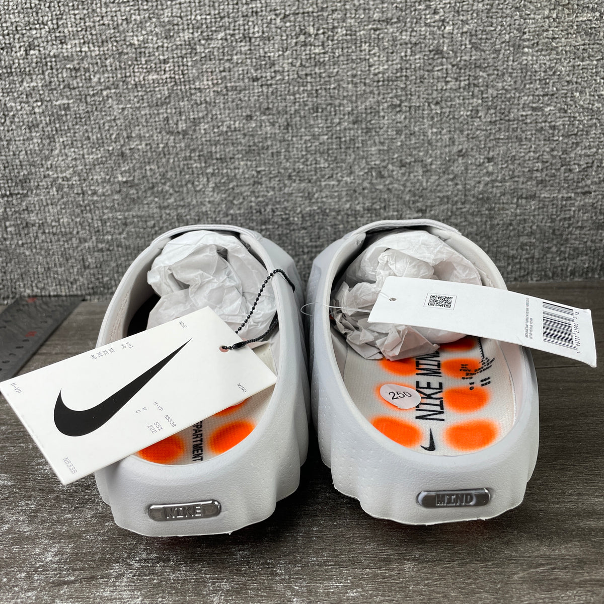 Nike Mind Silver