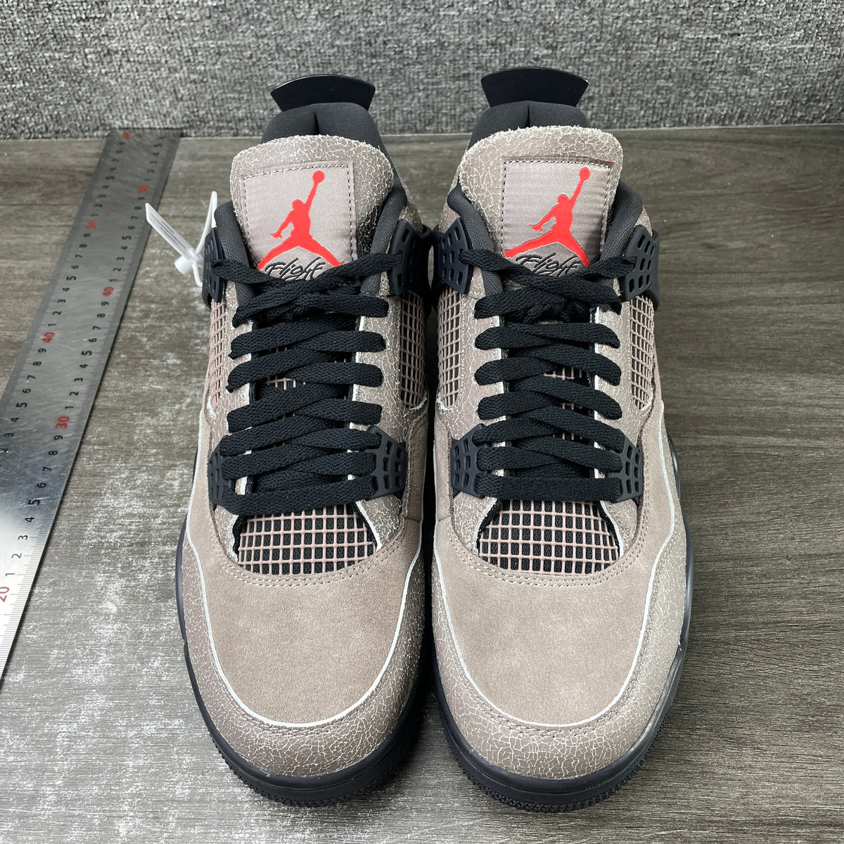 AJ4 Taupe Haze