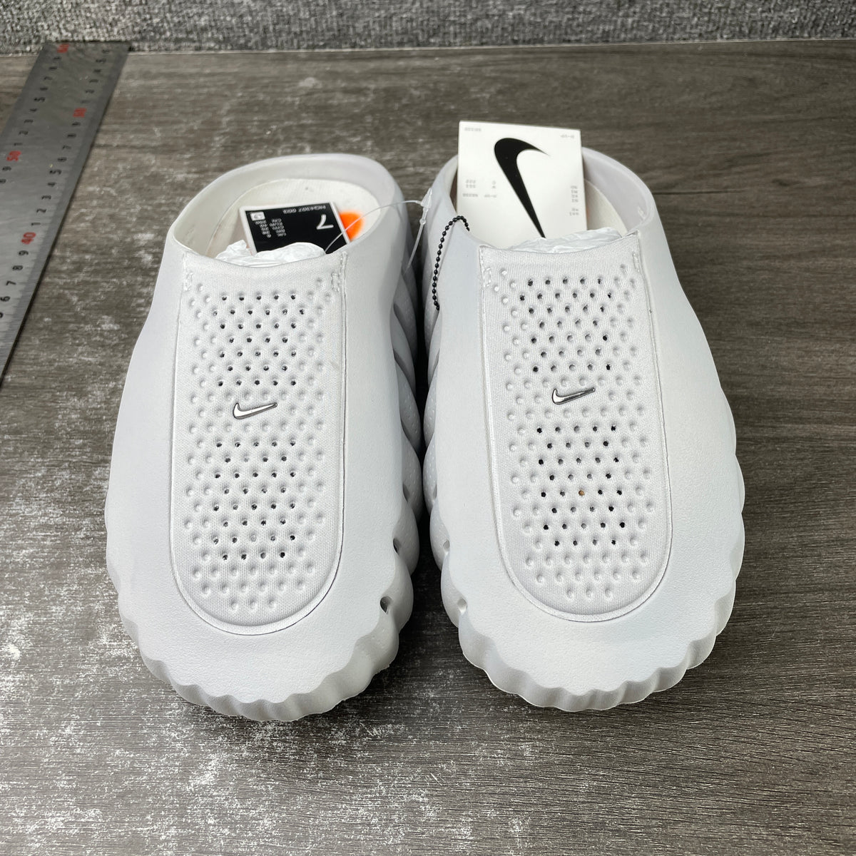 Nike Mind Silver