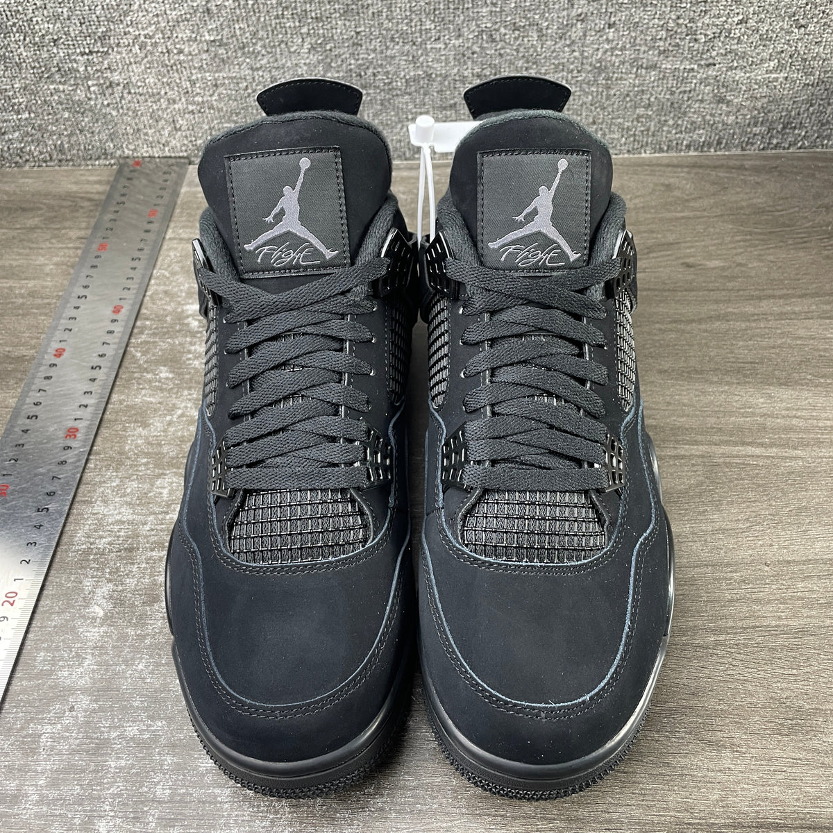 AJ4 Black Cat 2020