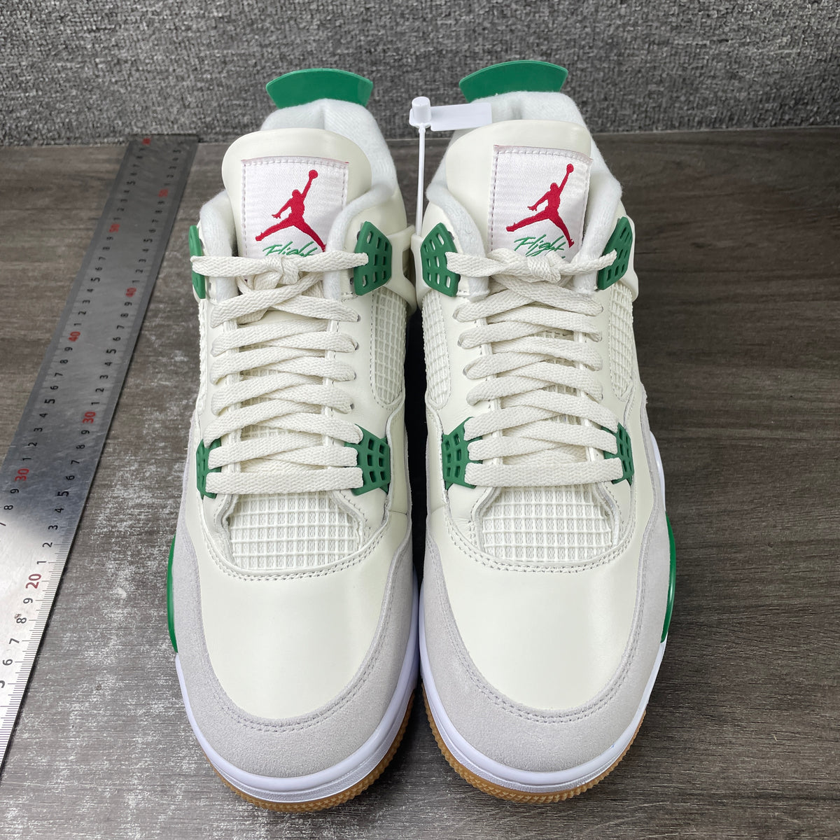 AJ4 SB Pine Green