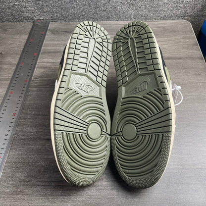 J1 Low TS Medium Olive
