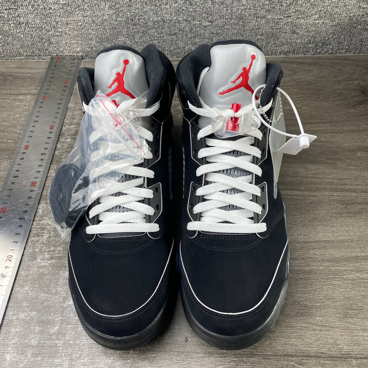 AJ5 Black Metallic Reimagined