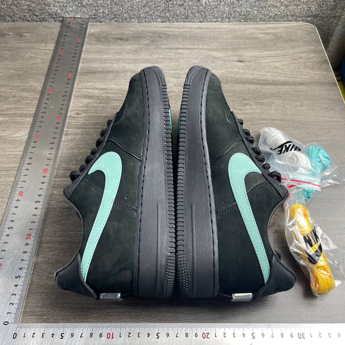 Nike AF1 Tiffany & Co.