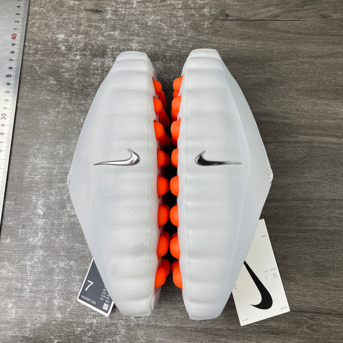 Nike Mind Silver