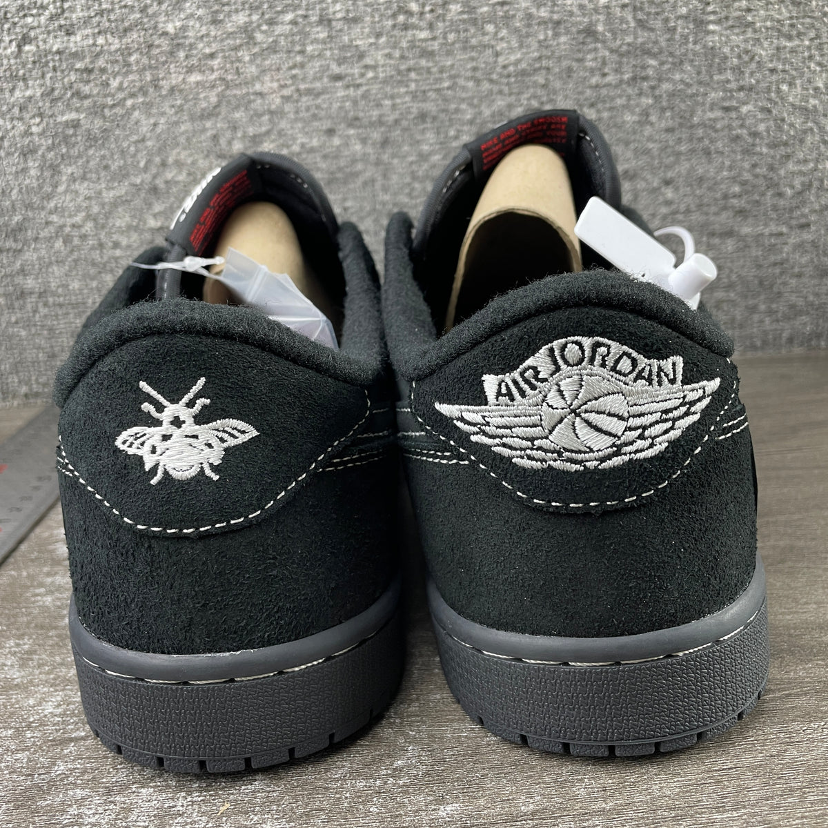 J1 Low TS Black Phantom