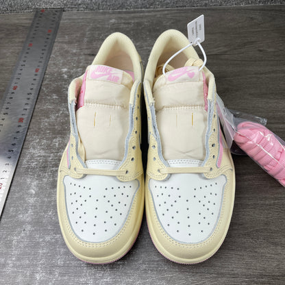 J1 Low Shy Pink