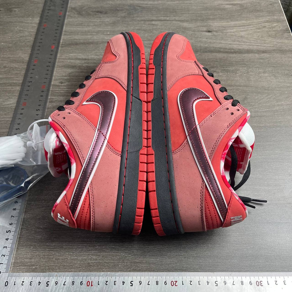 Nike SB Dunk Low Red Lobster