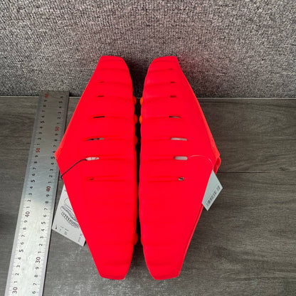 Nike Mind Red