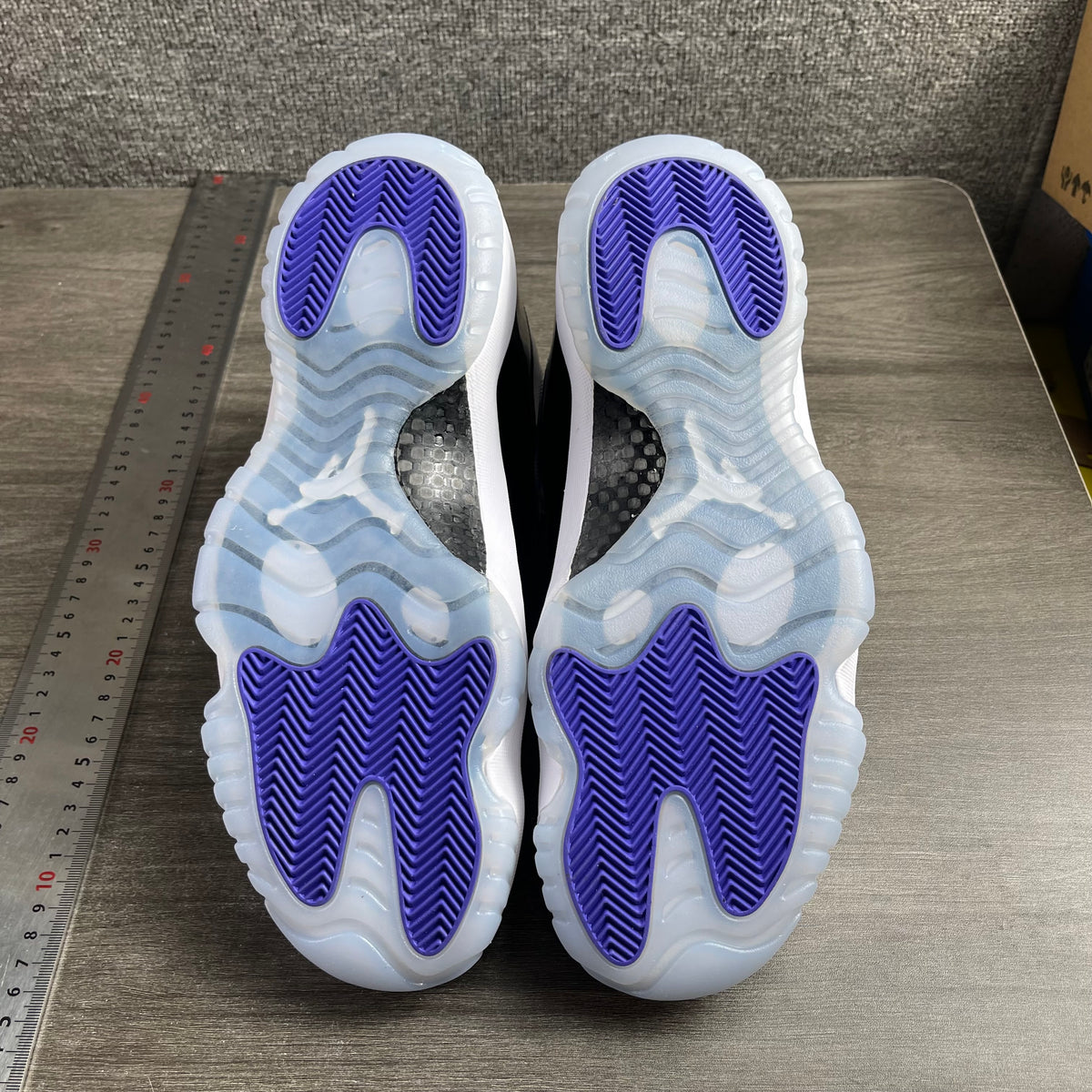 AJ11 Concord