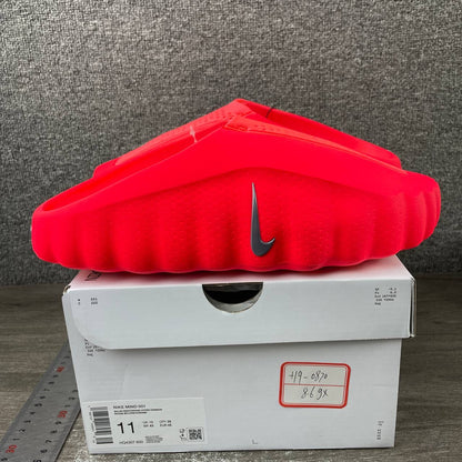 Nike Mind Red