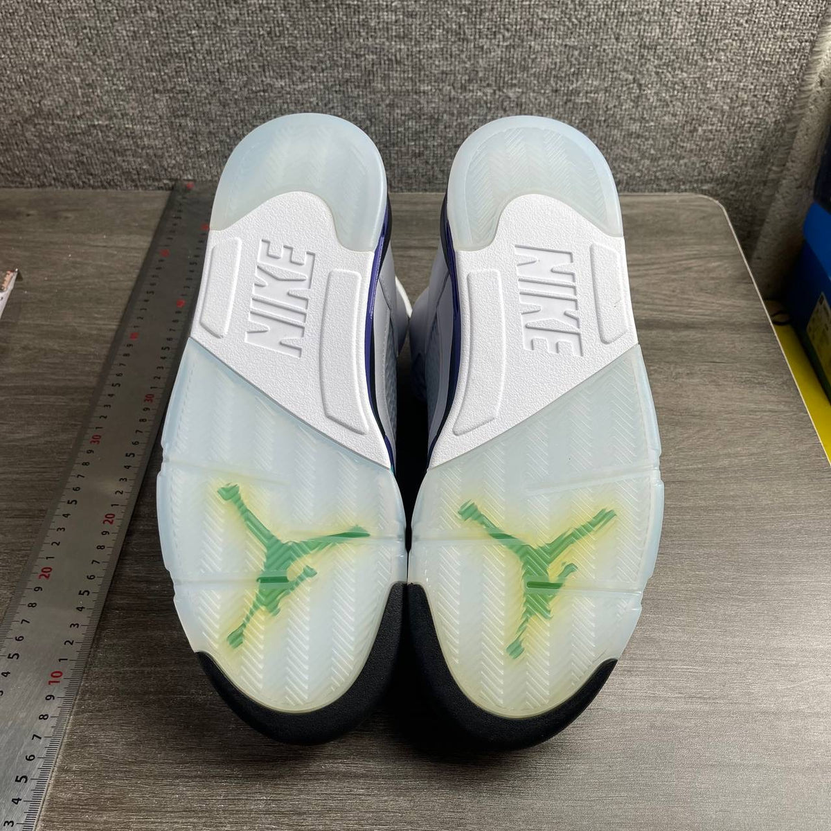 AJ5 Grape (2025)