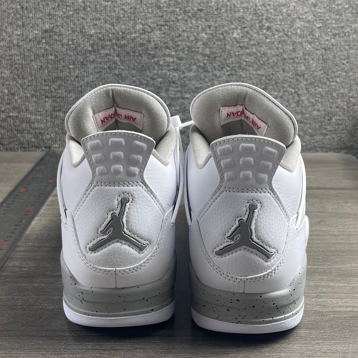 AJ4 White Oreo