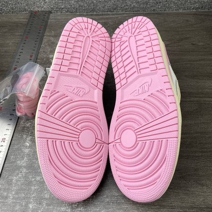 J1 Low Shy Pink