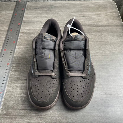 J1 Low Velvet Brown