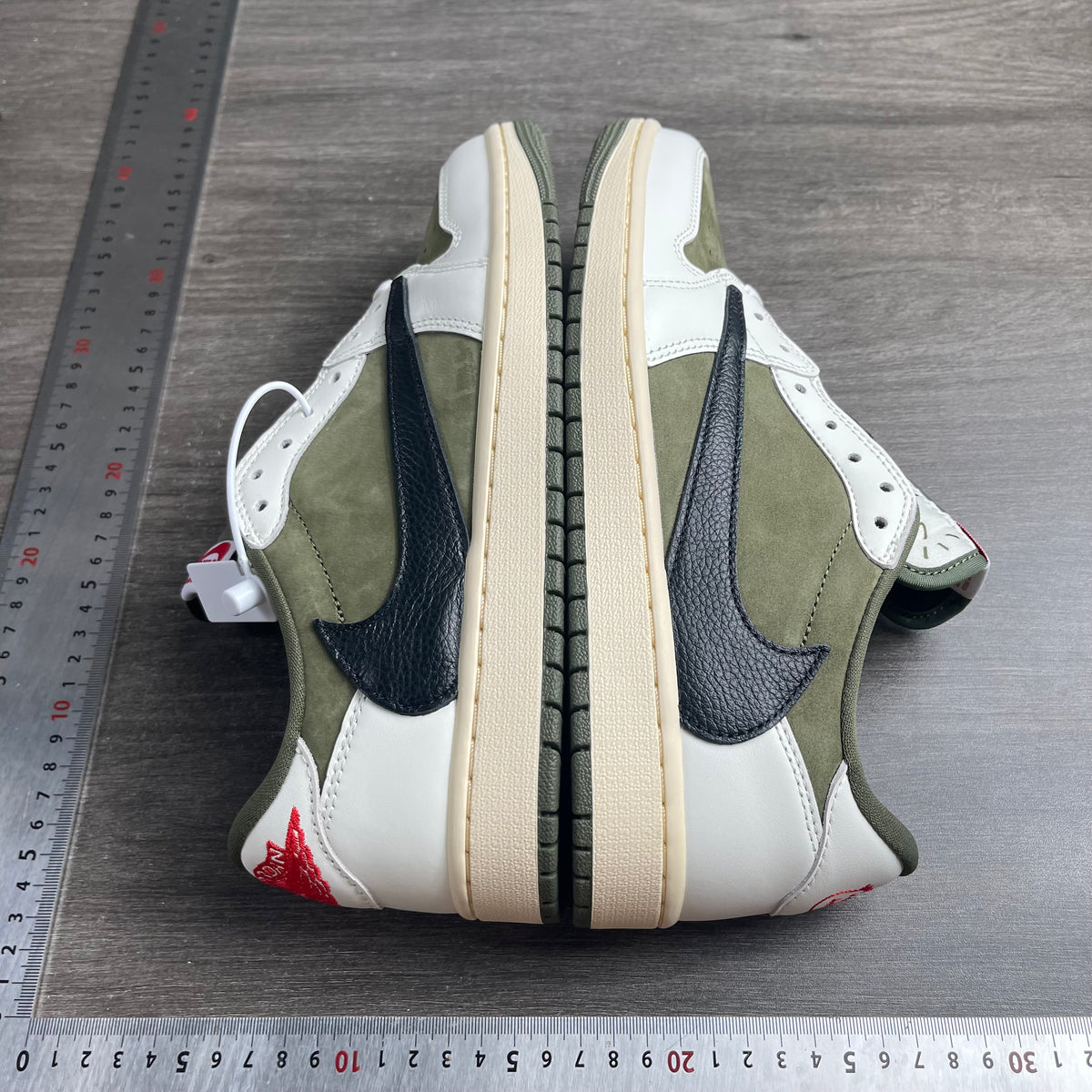 J1 Low TS Medium Olive